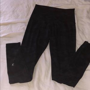 GLYDER black camo leggings